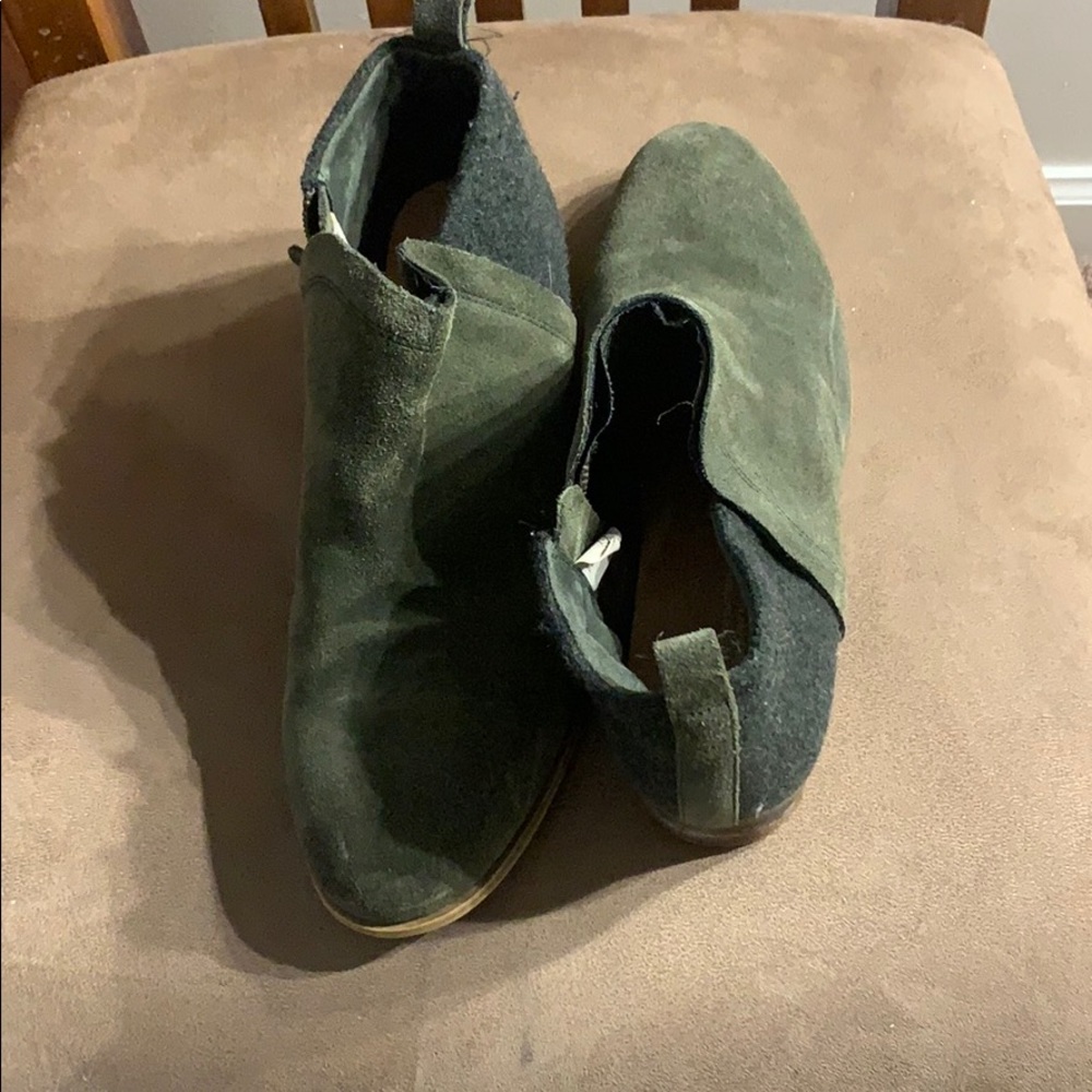 Toms booties